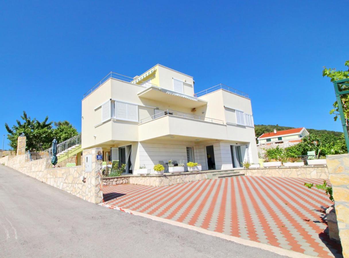 Apartments Gusti Drače Eksteriør bilde