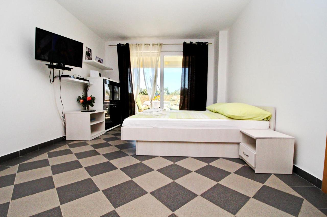 Apartments Gusti Drače Eksteriør bilde